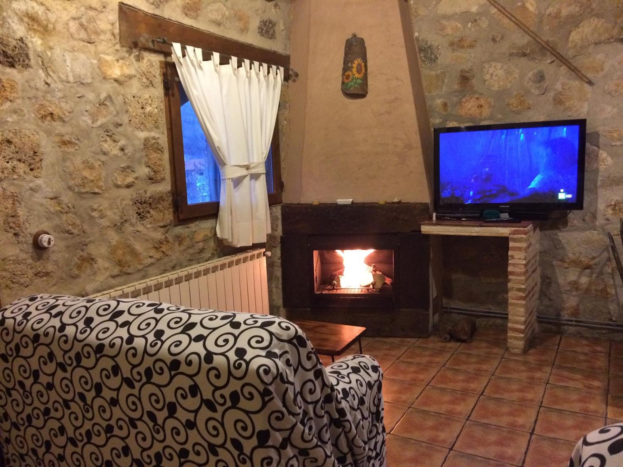Casas Rurales Chon Alto Tajo Пералехос де лас Тручас Екстериор снимка