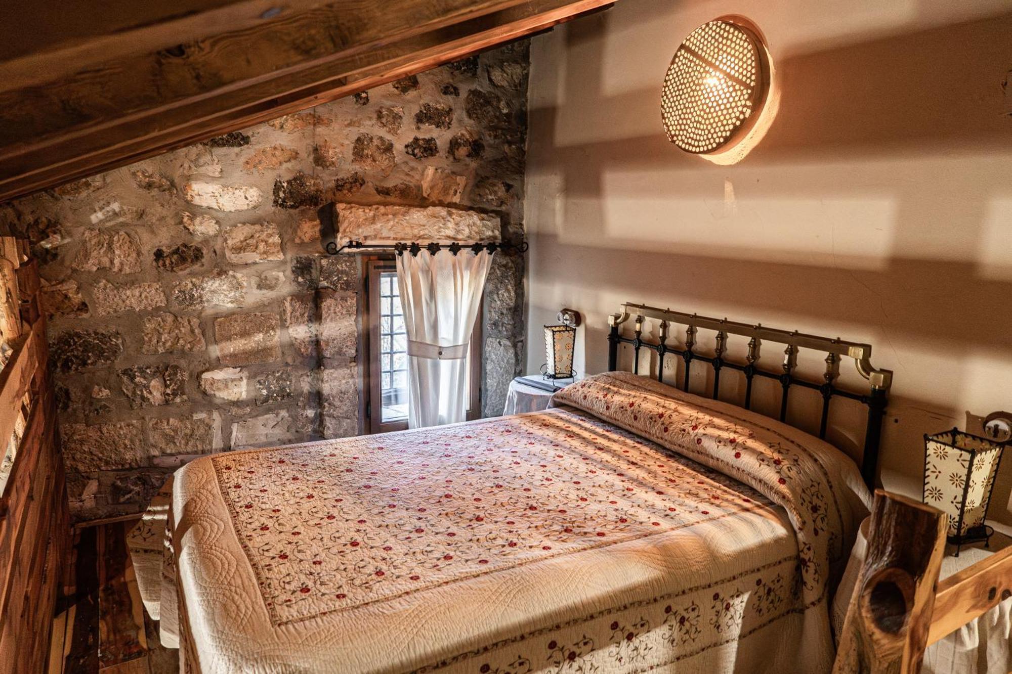 Casas Rurales Chon Alto Tajo Пералехос де лас Тручас Екстериор снимка